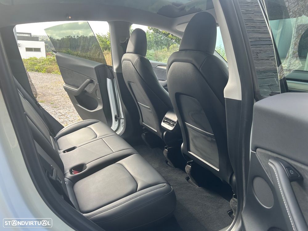 Tesla Model Y Tração Traseira - 19