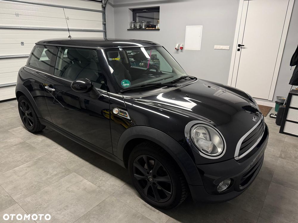 MINI ONE Brick Lane - 1