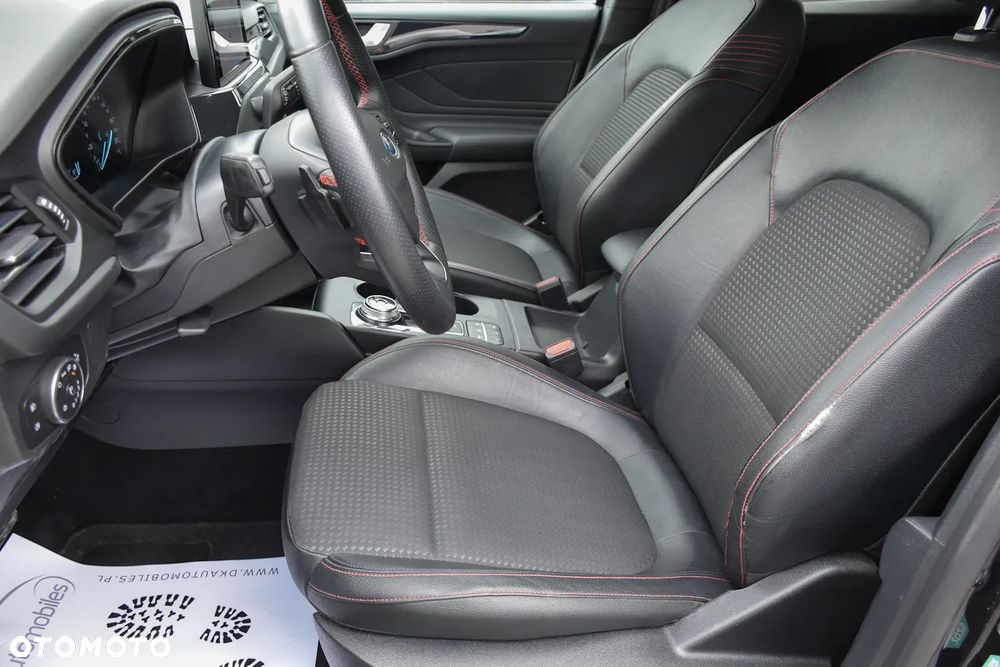 Ford Focus 2.0 TDCi ST-Line Black ASS PowerShift - 21
