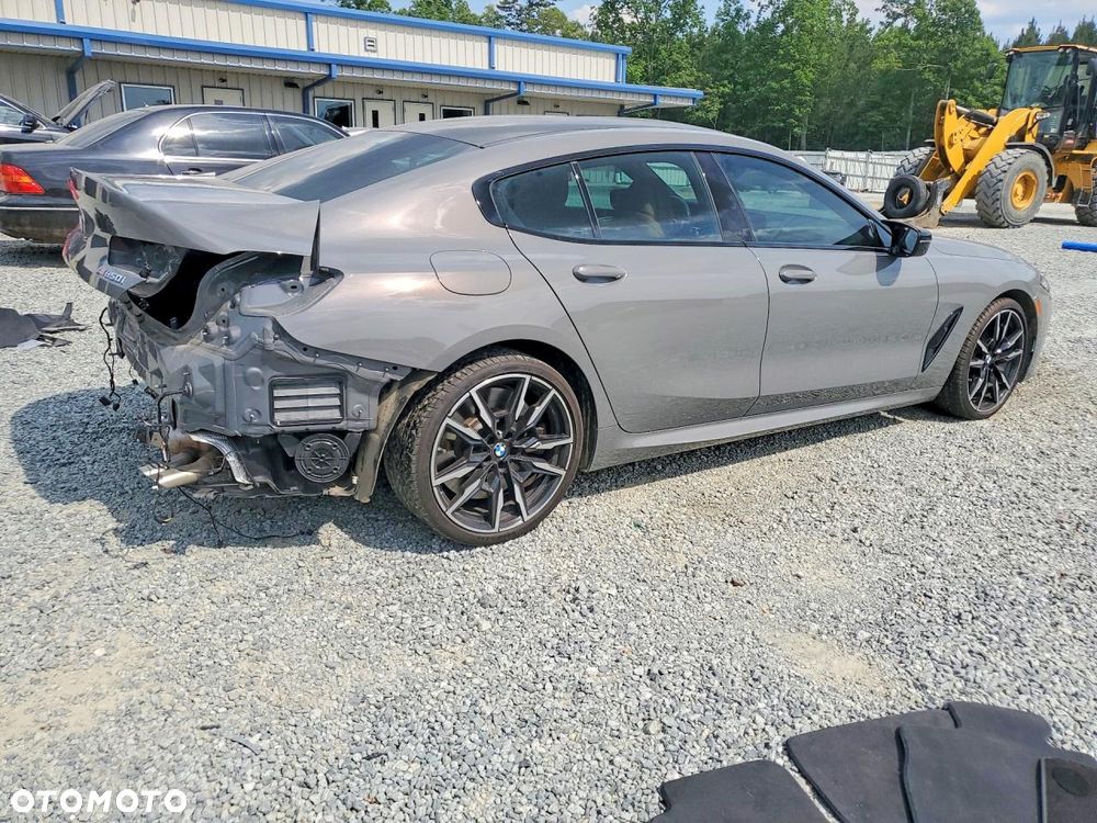 BMW Seria 8 - 4
