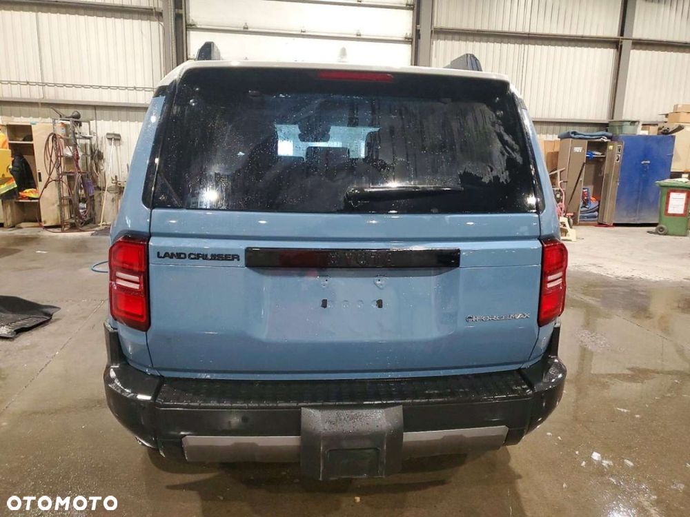 Toyota Land Cruiser - 8