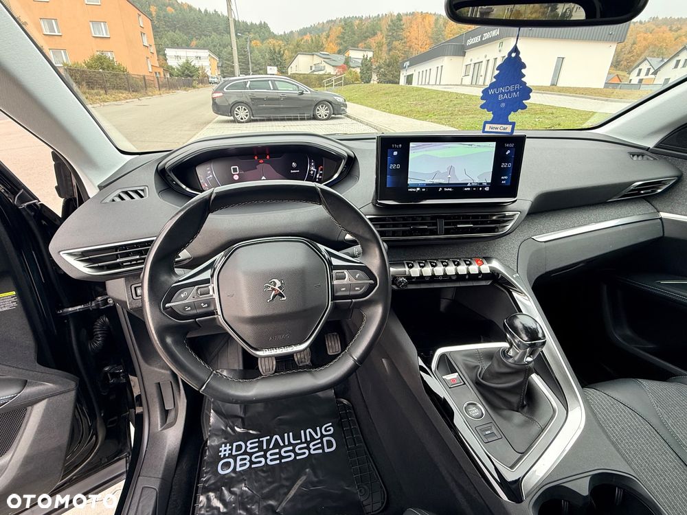 Peugeot 5008 1.5 BlueHDi Allure S&S - 31