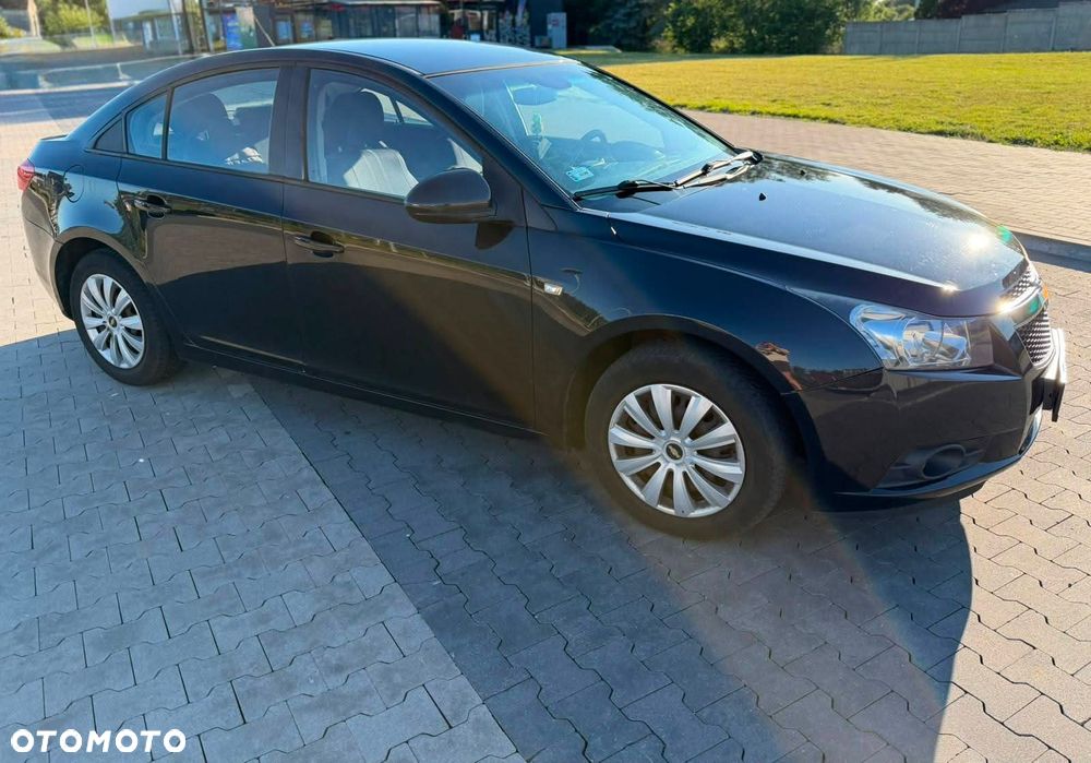 Chevrolet Cruze 1.8 Base - 1