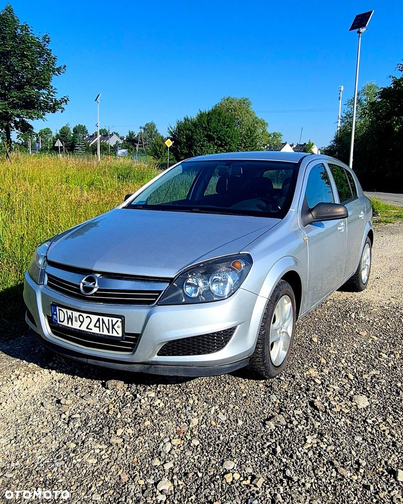 Opel Astra 1.4 Enjoy - 2