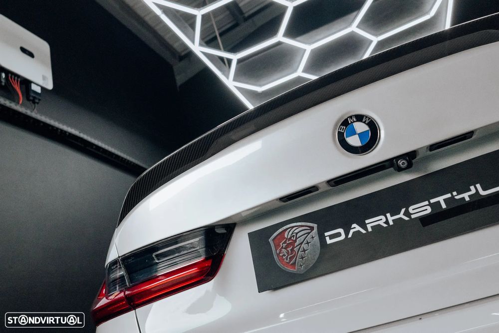 BMW 330 i Pack M Shadow Auto - 9