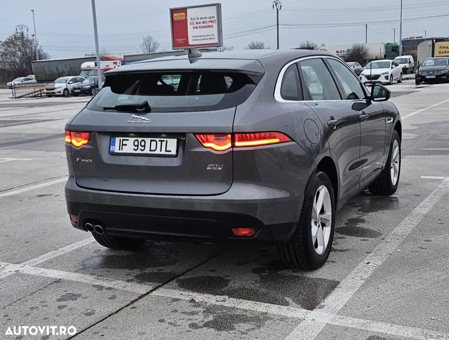 Jaguar F-Pace 20d AWD Aut. Prestige - 4