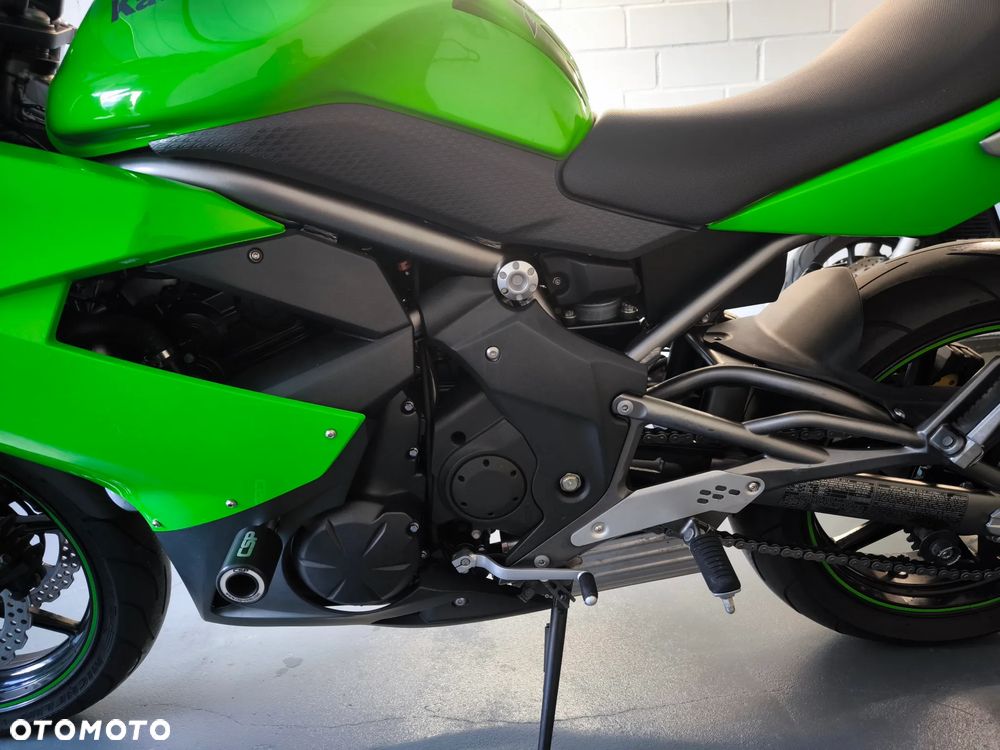 Kawasaki ER - 16