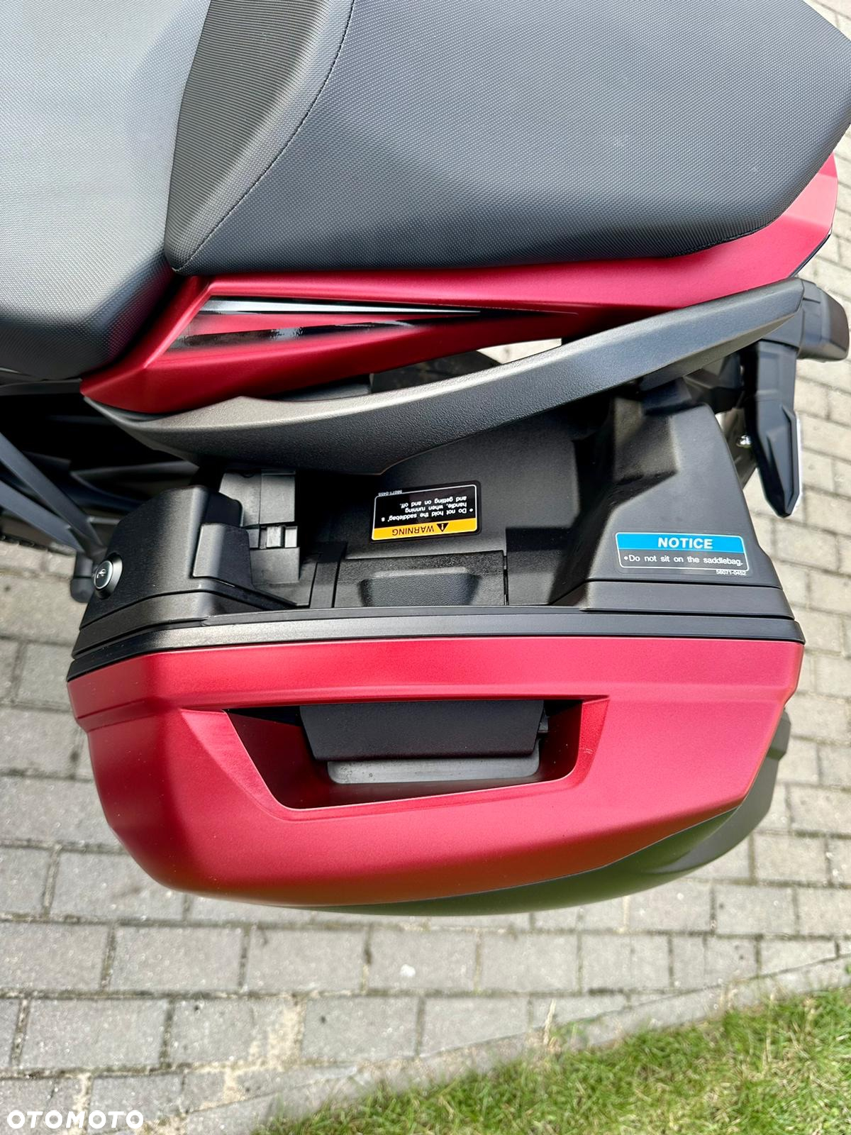 Kawasaki Ninja 1000 SX - 21