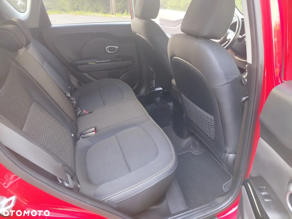 Kia Soul 1.6 CRDI Spirit - 24