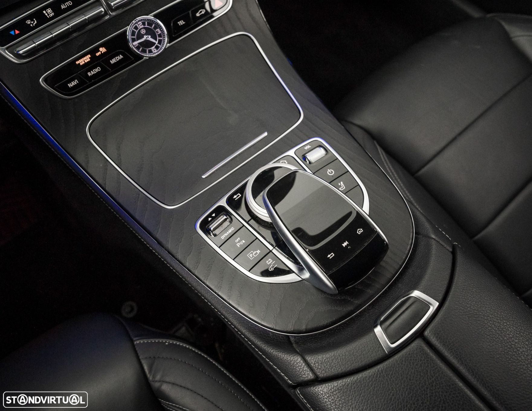 Mercedes-Benz E 300 de AMG Line - 28