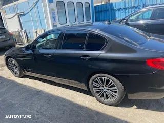 BMW Seria 5 520d AT - 7