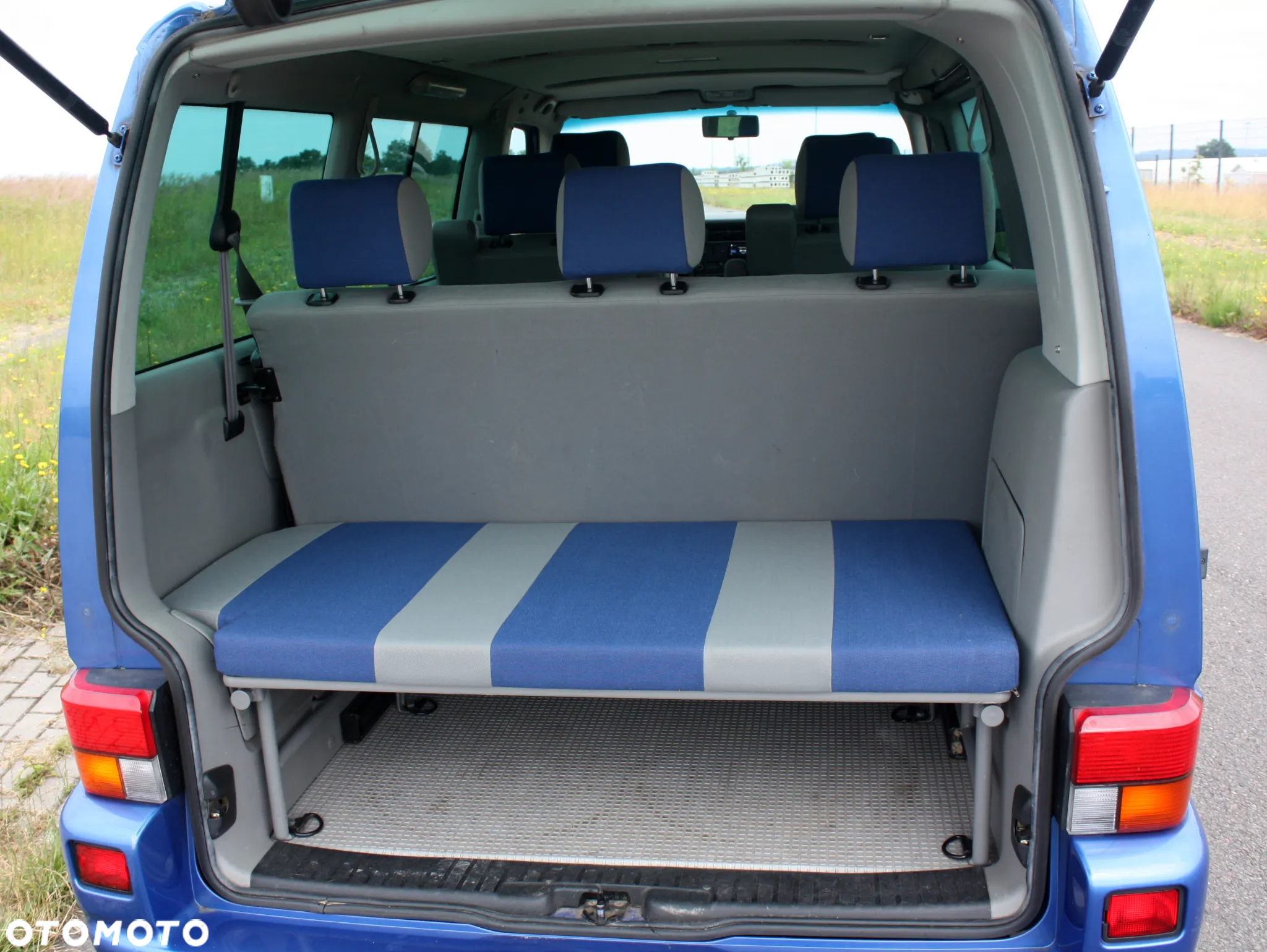 Volkswagen Multivan TDI - 17