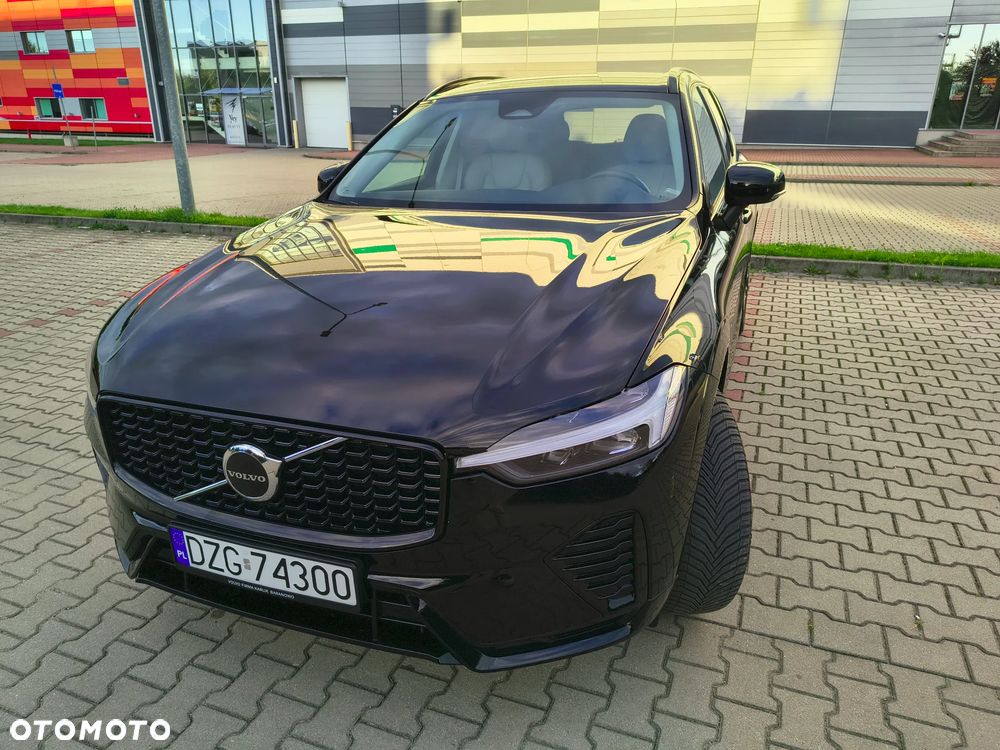 Volvo XC 60 B4 B Plus Dark - 3