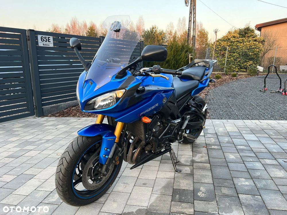 Yamaha FZ8 - 17