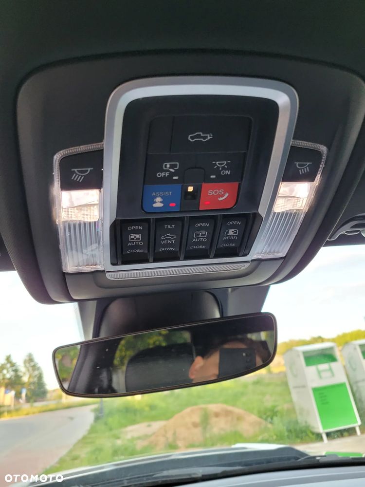 RAM 1500 - 18
