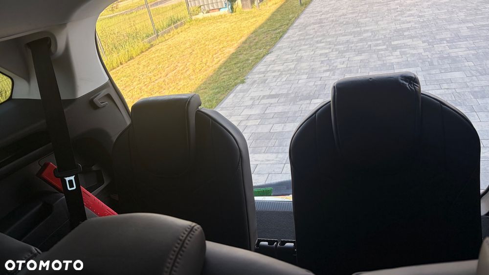 Peugeot 5008 1.6 THP Allure S&S EAT6 - 17