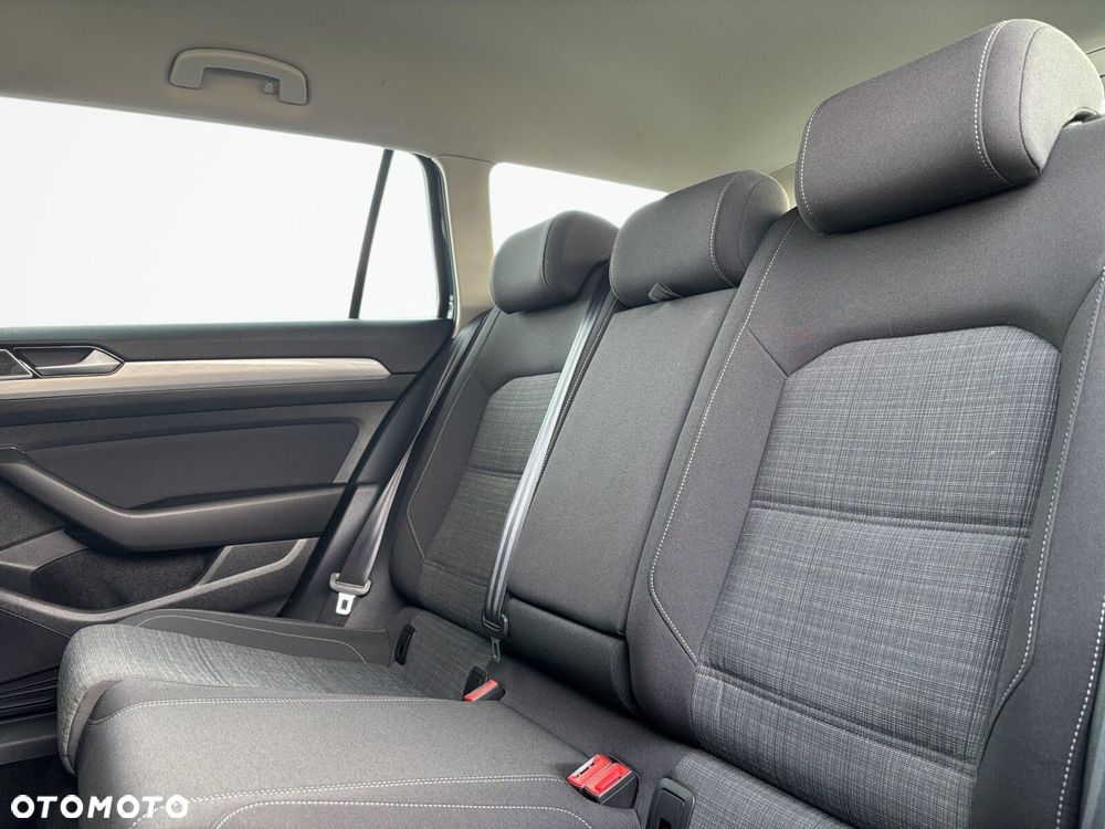 Volkswagen Passat Variant - 20