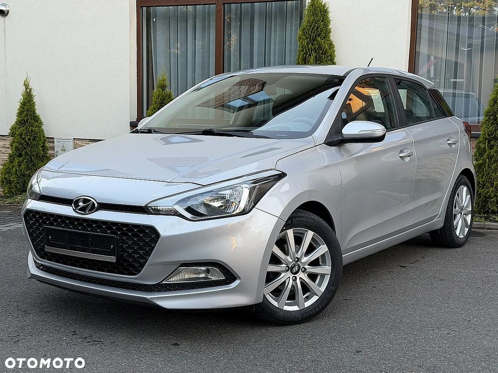 Hyundai i20 blue 1.2 YES Silver - 21