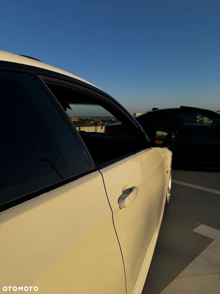 BMW Seria 3 335i M Sport Edition - 7