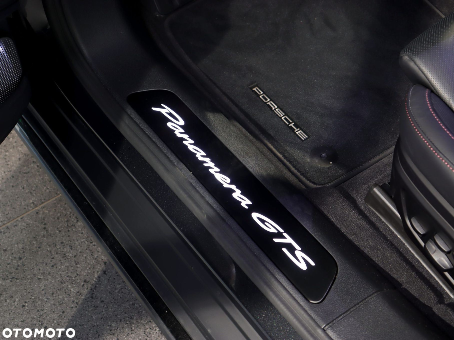 Porsche Panamera GTS - 30