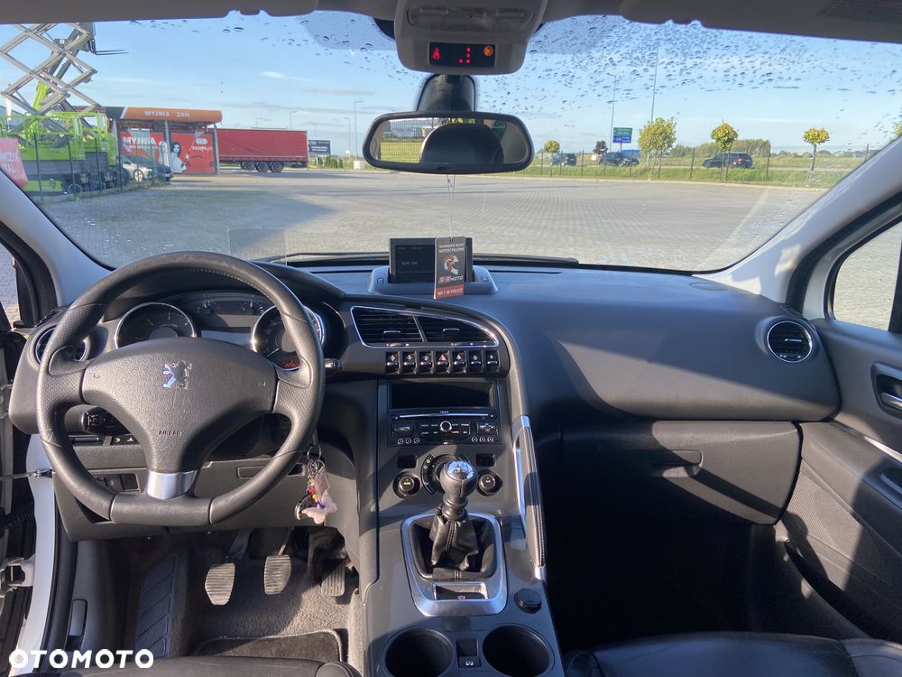 Peugeot 3008 HDi FAP 150 Roland Garros - 12