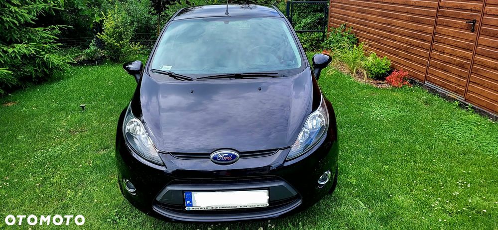 Ford Fiesta 1.25 Silver X plus EU5 - 19