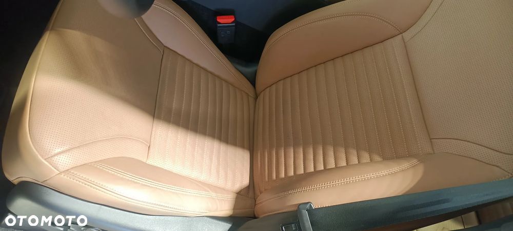 Land Rover Discovery - 9
