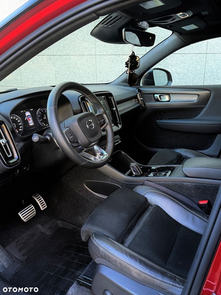 Volvo XC 40 T5 AWD R-Design - 14