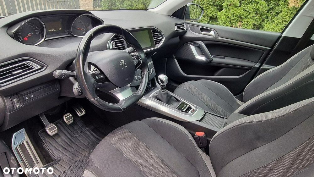 Peugeot 308 - 11