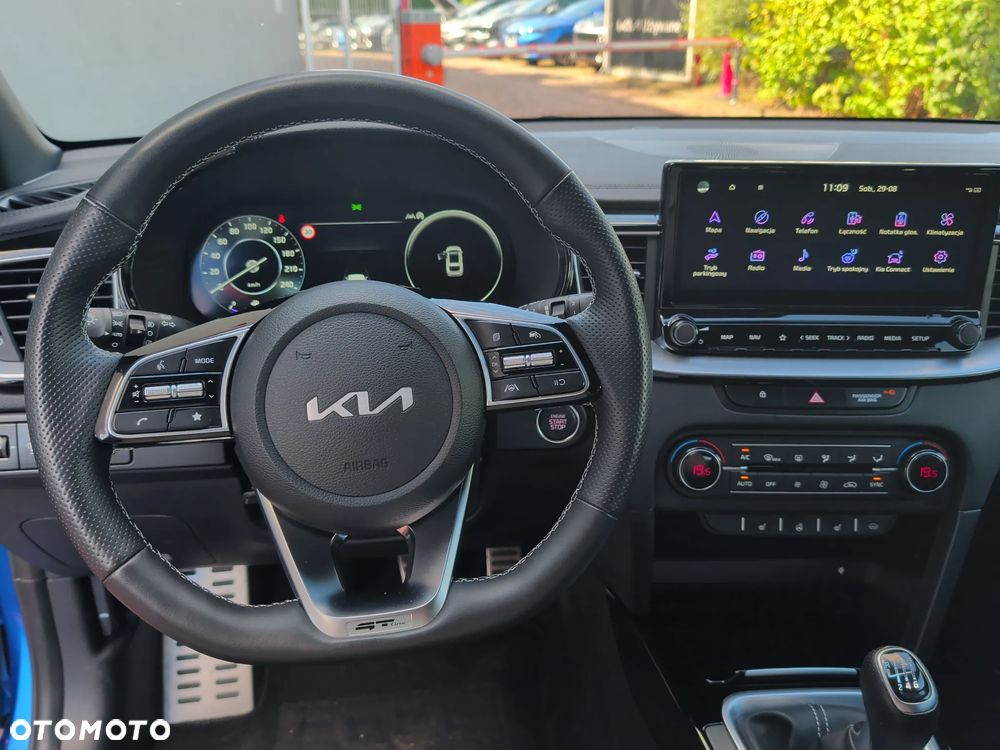 Kia ProCeed - 21