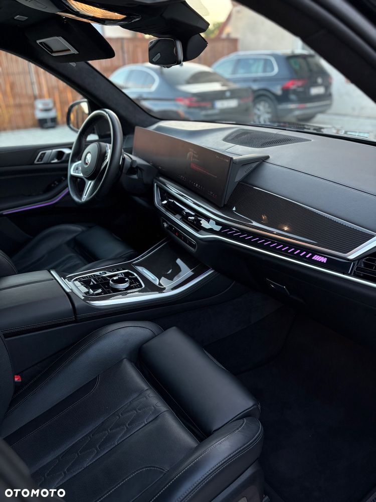 BMW X5 M M60i mHEV sport - 11