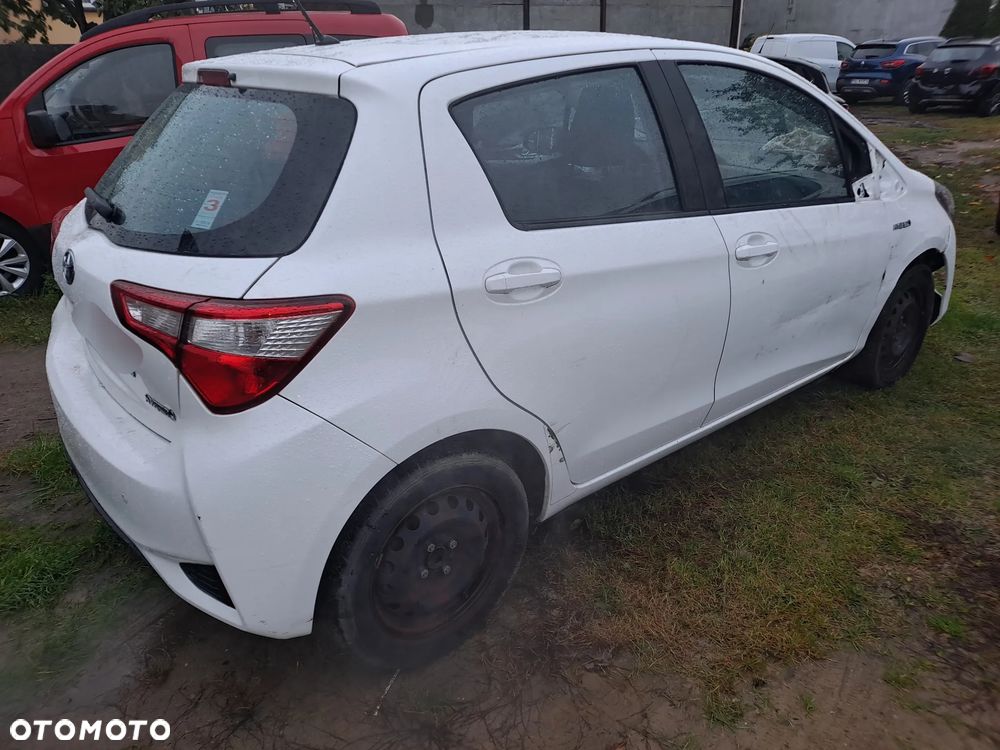 Toyota Yaris 2018 photo 4