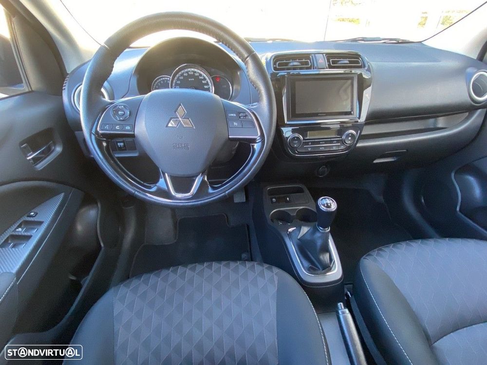Mitsubishi Space Star - 8