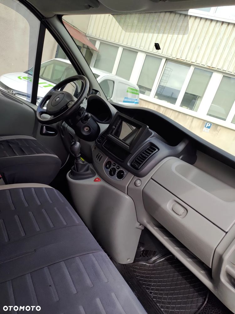Opel Vivaro L2H2 kamper z łazienka,kuchnia,toaleta - 40
