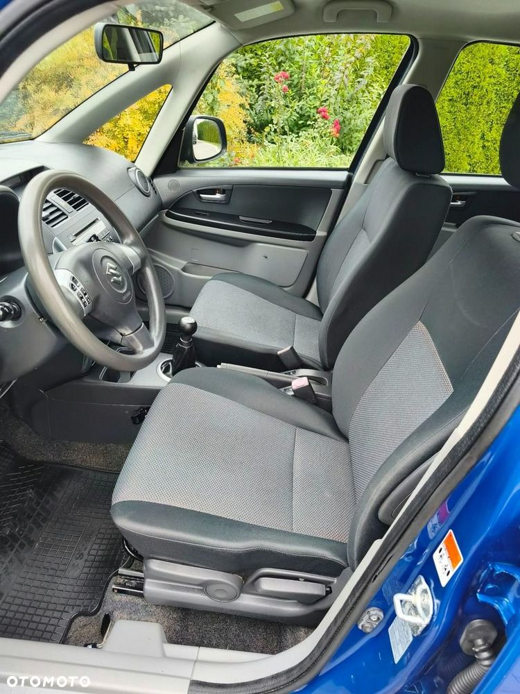 Suzuki SX4 - 14