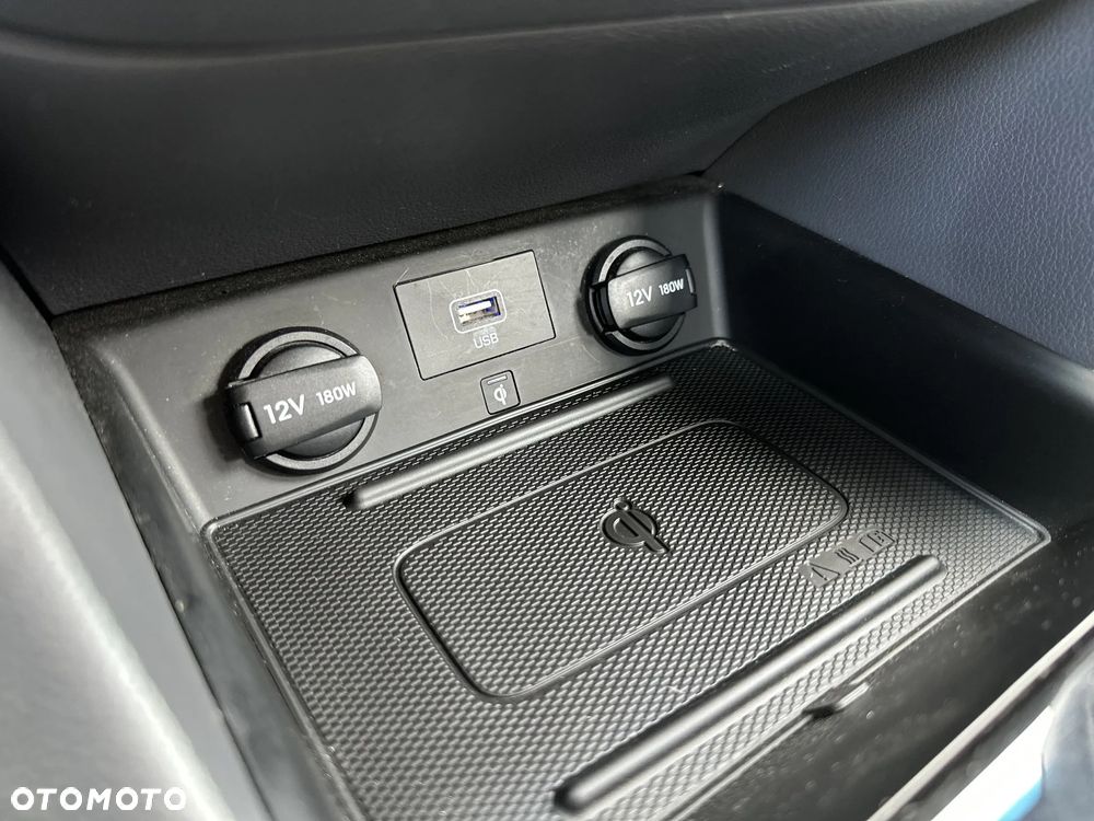 Hyundai IONIQ Hybrid Premium - 22