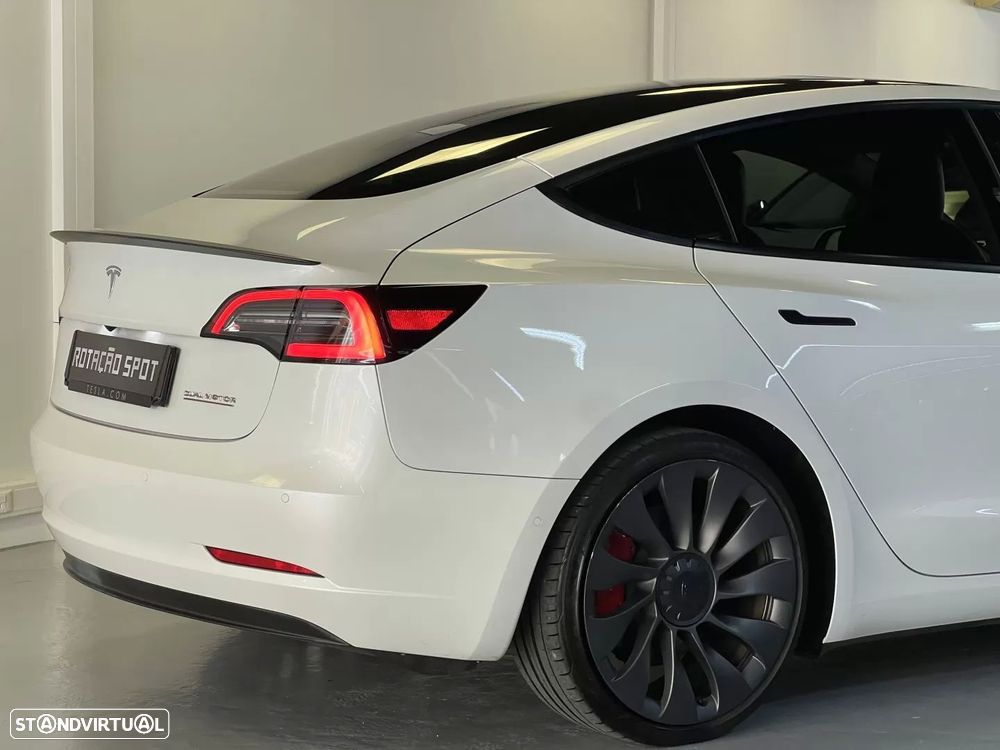 Tesla Model 3 Performance Dual Motor AWD - 38
