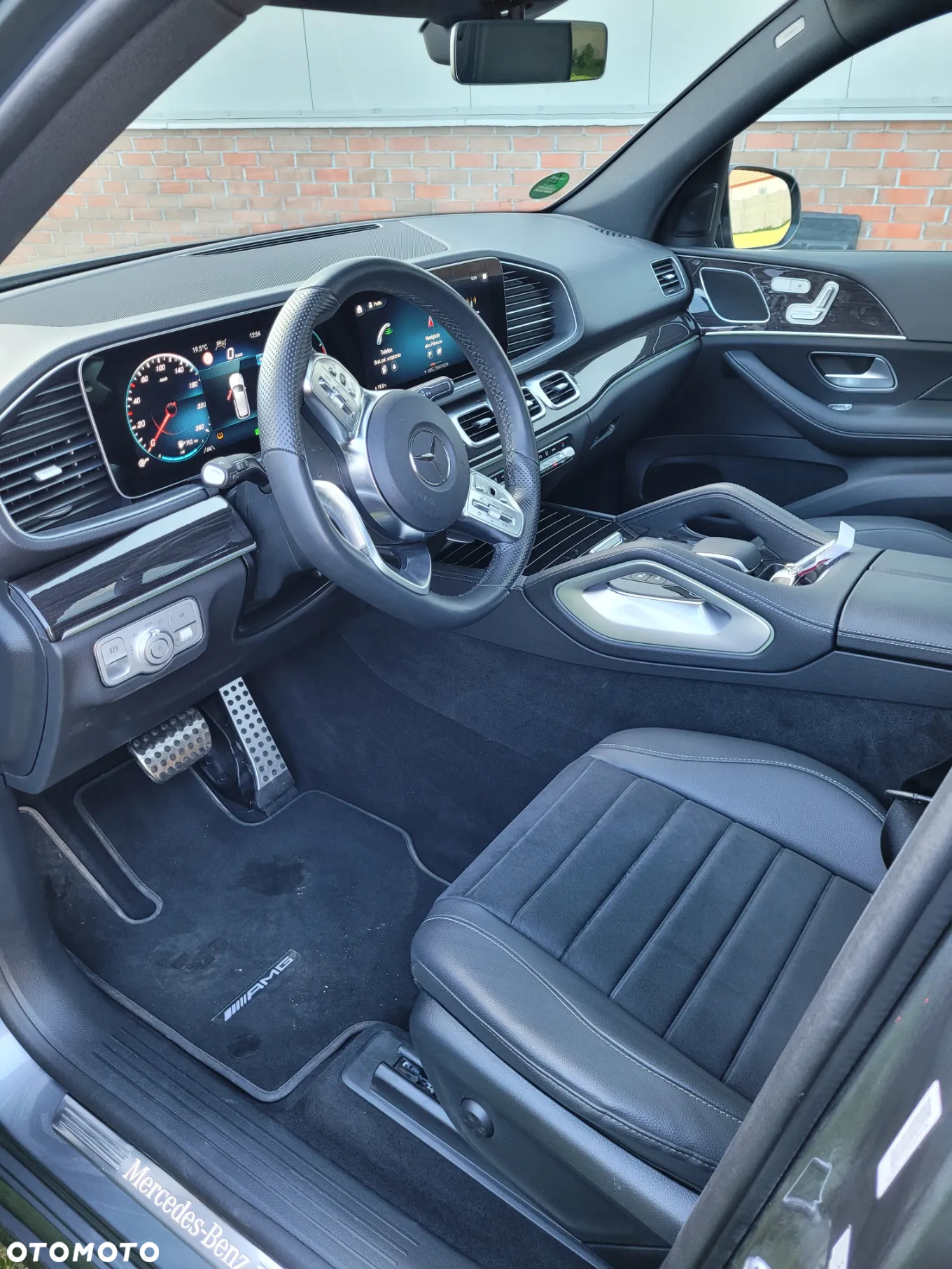 Mercedes-Benz GLE 300 d 4Matic 9G-TRONIC AMG Line - 10
