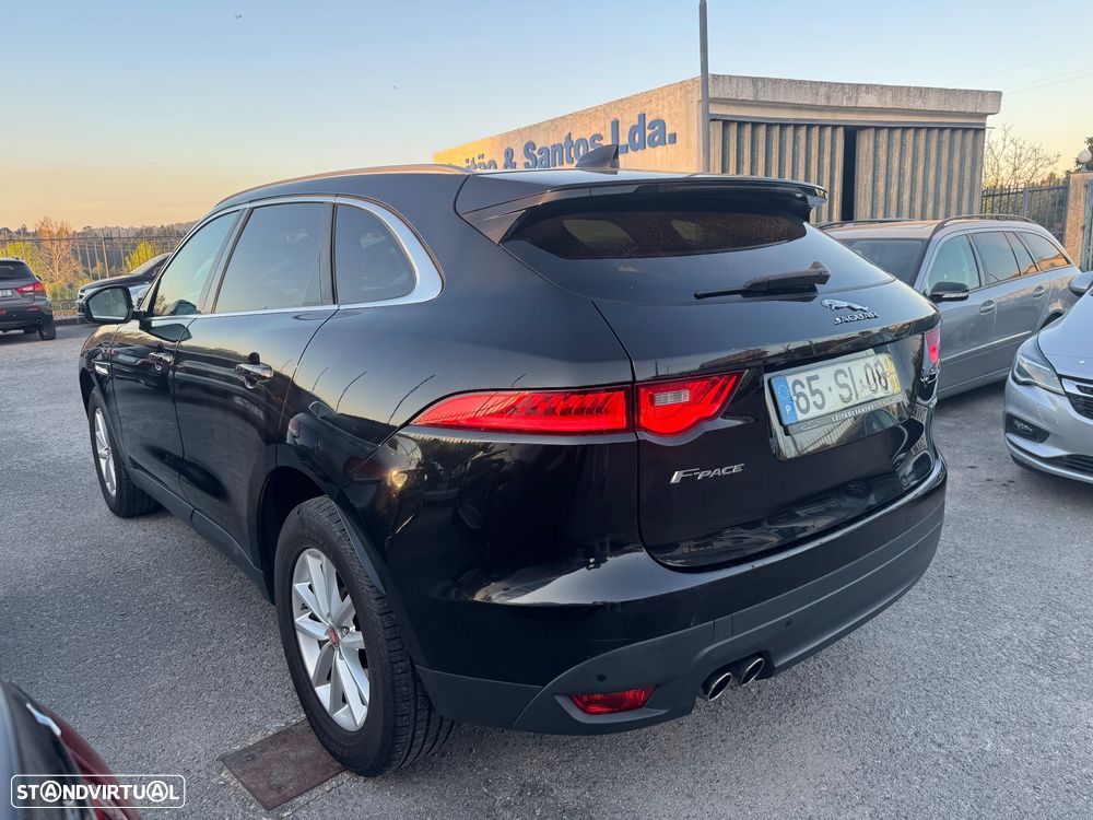 Jaguar F-Pace 2.0 i4D Prestige AWD - 6
