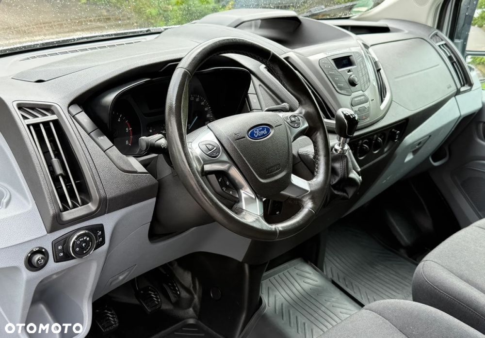 Ford Transit - 22