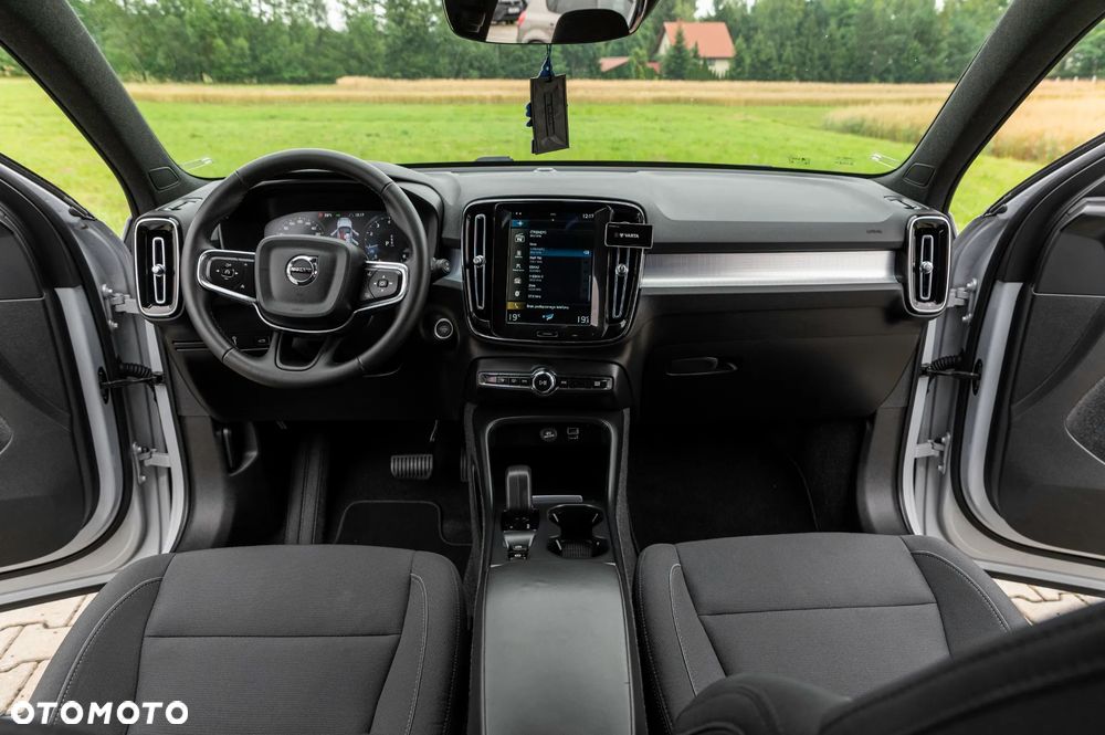 Volvo XC 40 - 22