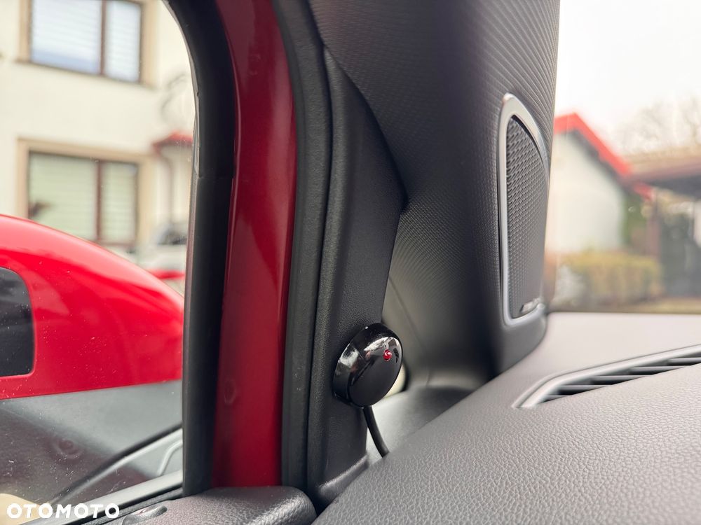 Volkswagen Golf - 22