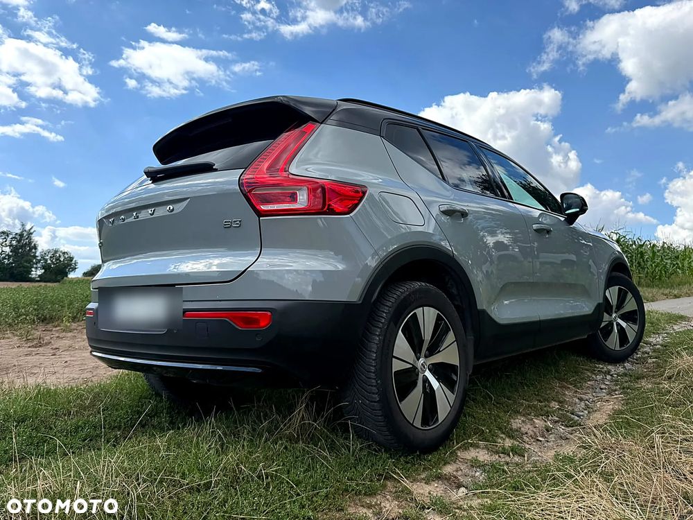 Volvo XC 40 B3 Plus Dark - 5