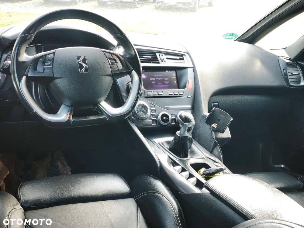 DS Automobiles DS 5 - 17