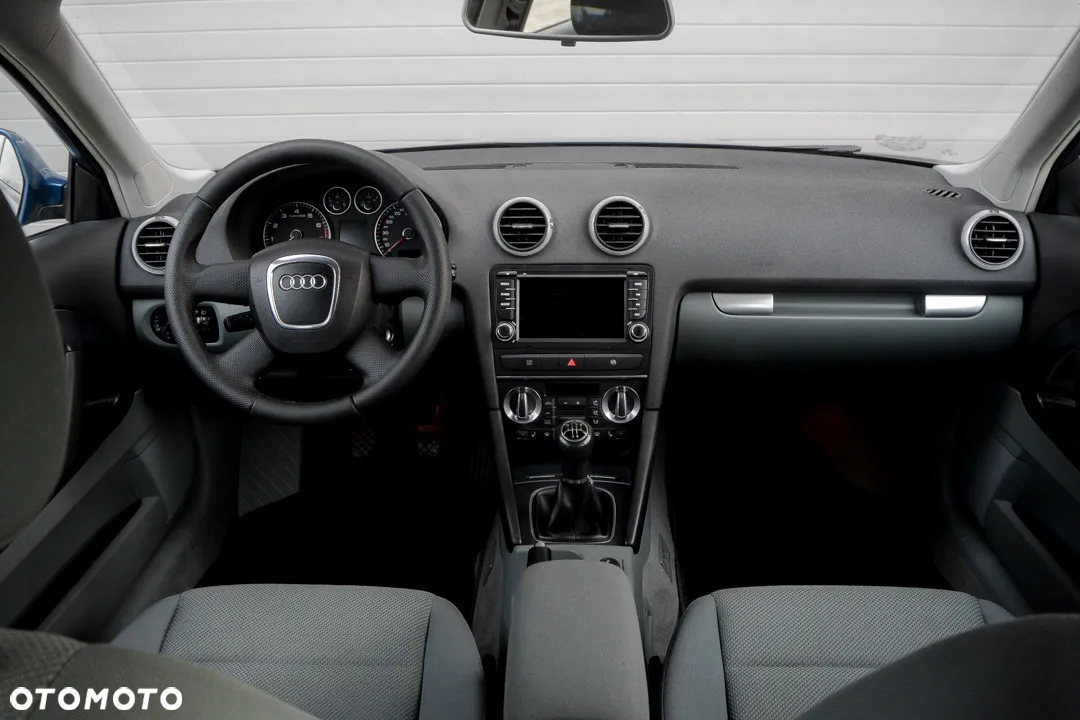 Audi A3 1.6 Attraction - 30