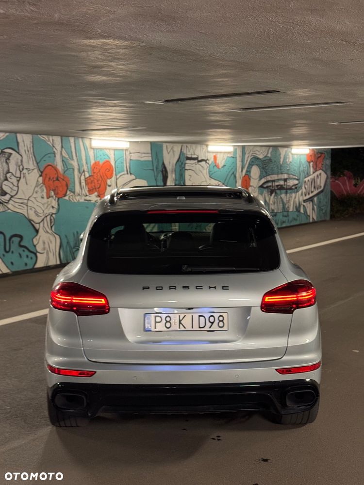 Porsche Cayenne Standard - 11