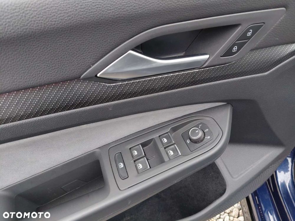 Volkswagen Golf Variant - 10