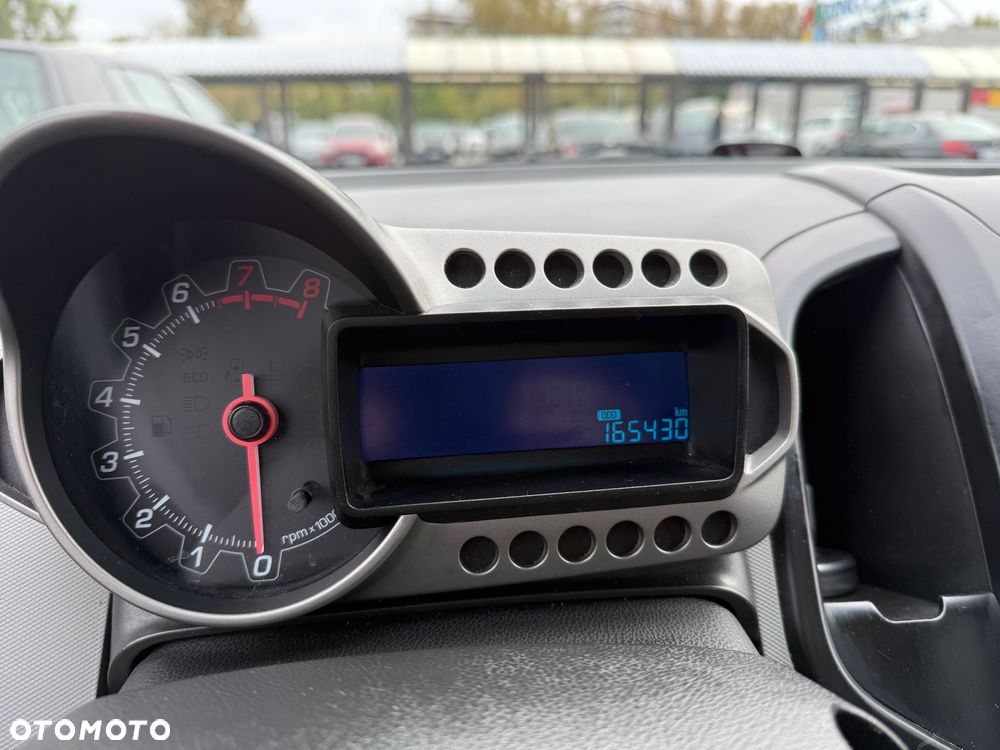 Chevrolet Aveo 1.2 LS - 15