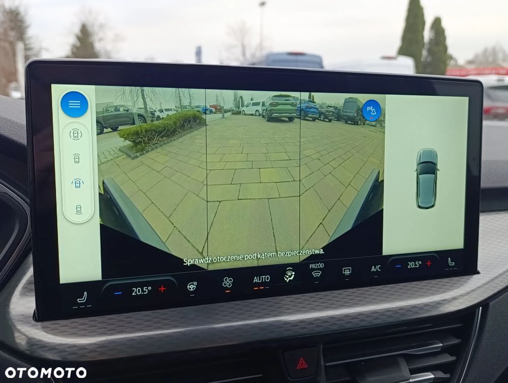 Ford Kuga 1.5 EcoBoost FWD Titanium - 4