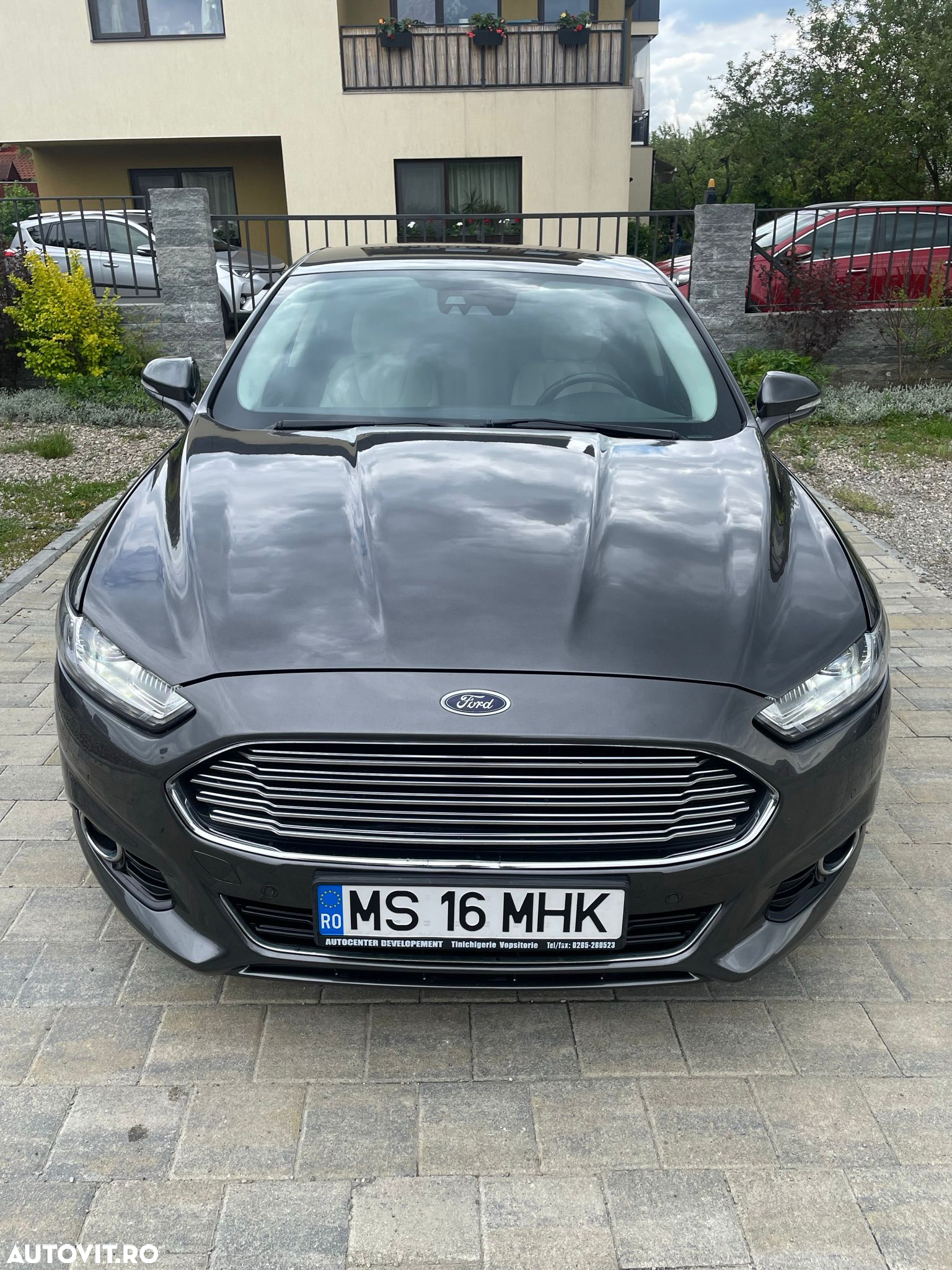 Ford Mondeo 2.0 TDCi Titanium - 11